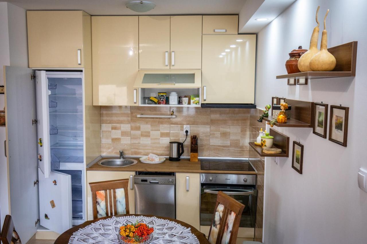Crystal Apartment Subotica Esterno foto