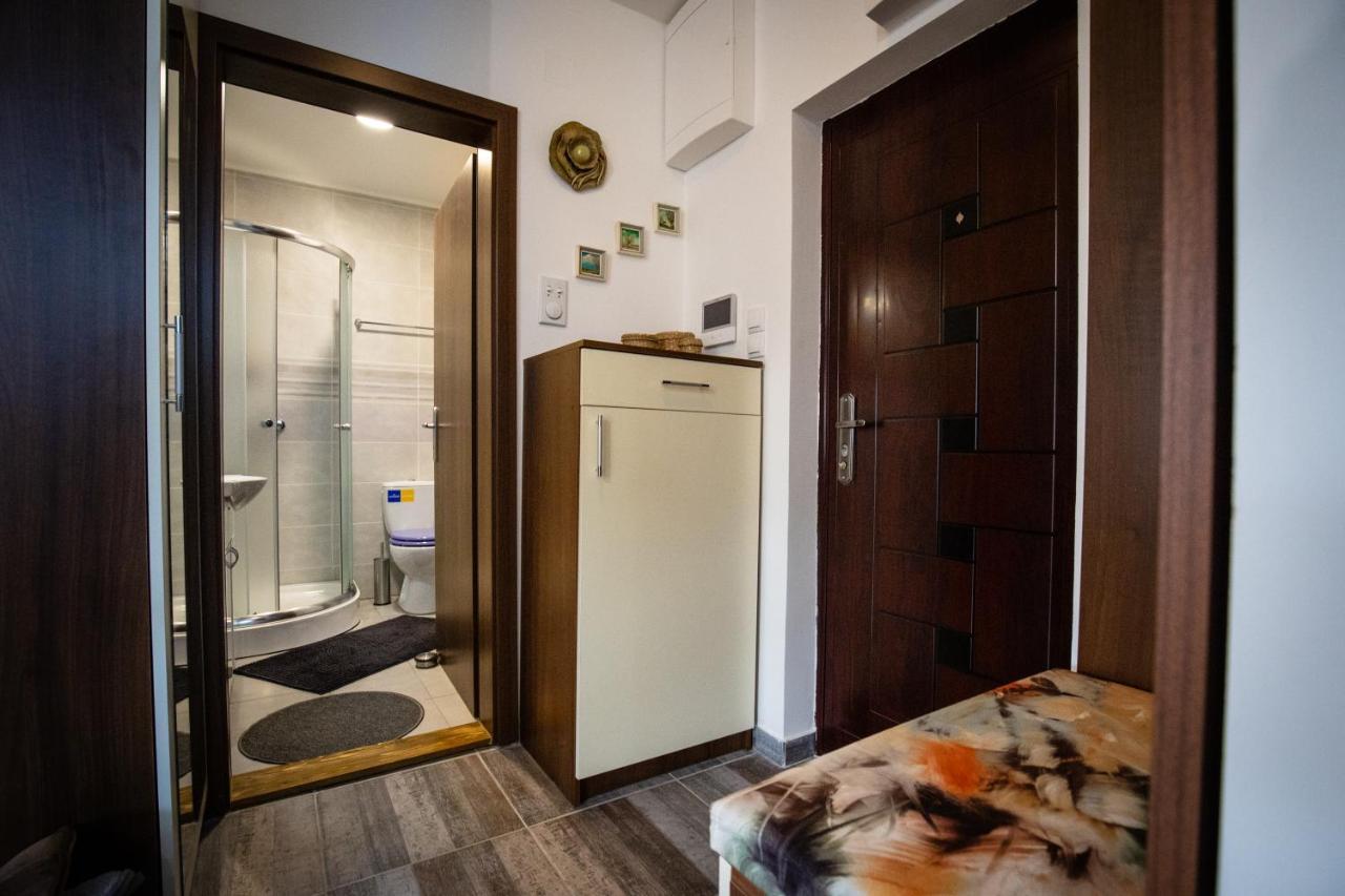 Crystal Apartment Subotica Esterno foto